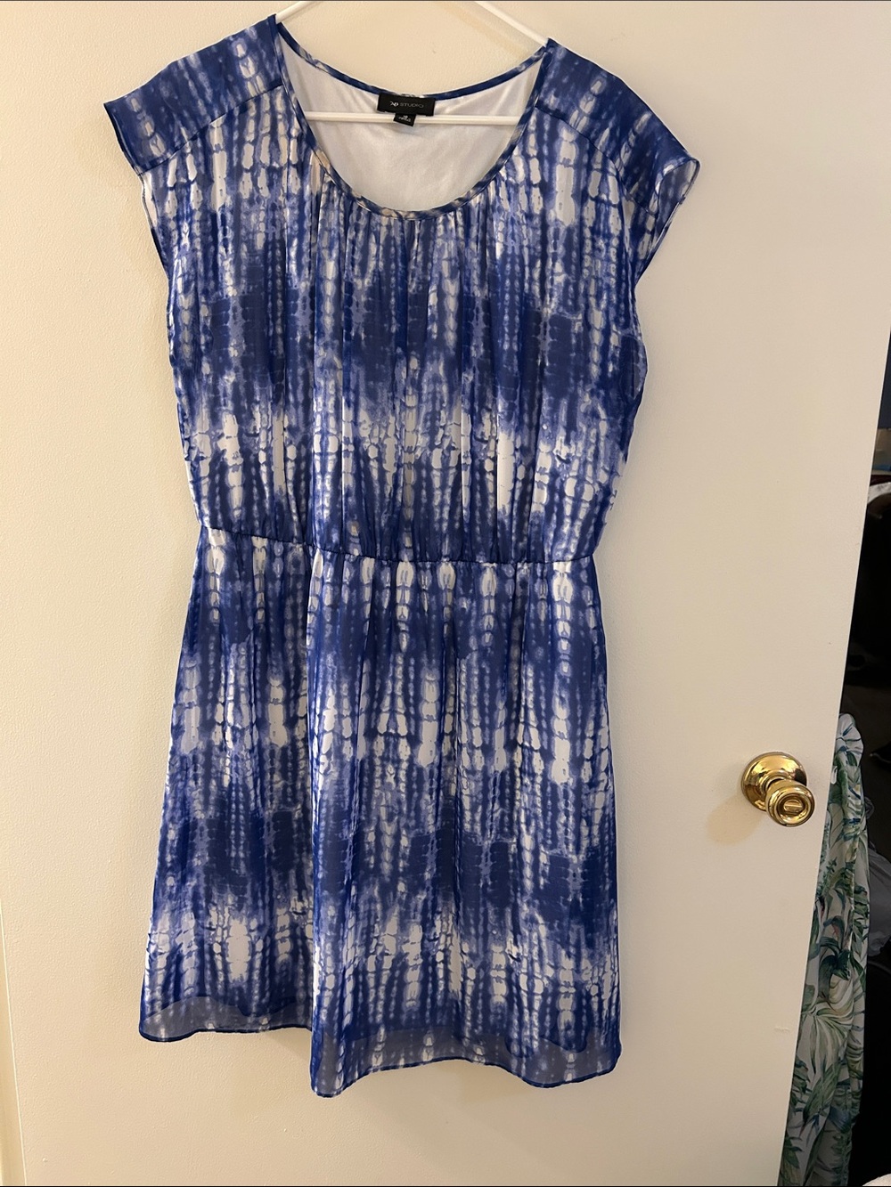 AB Studio Blue and White Tie-Dye Cap Sleeve Dress.   Size 18
